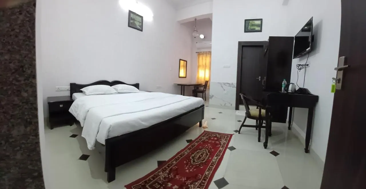 Suryakothi Guest House Ουνταϊπούρ